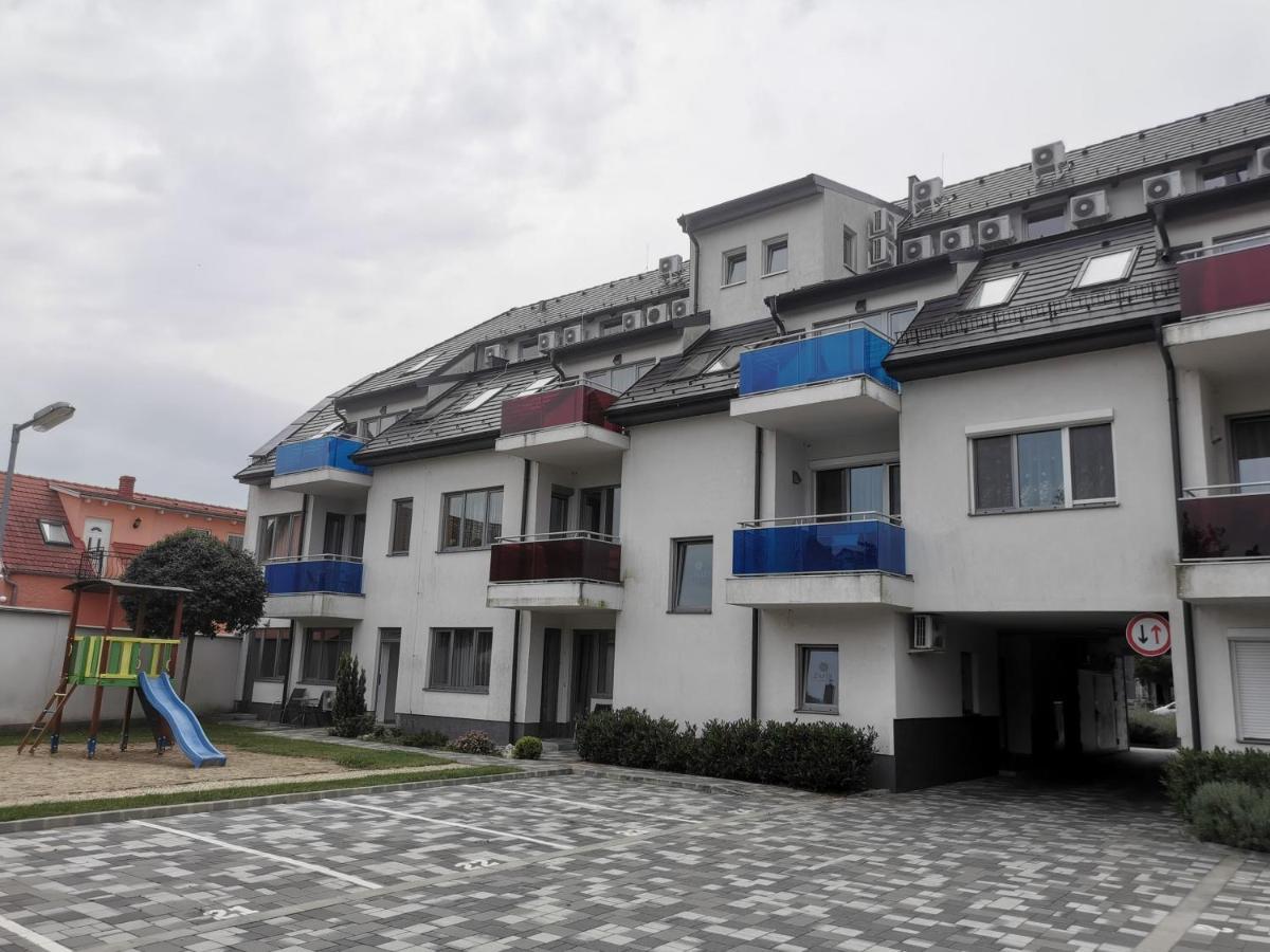Szabo Lux Apartman Sarvar Exterior photo